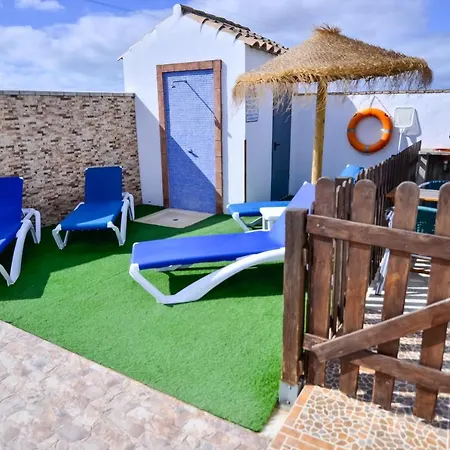 Casa Manoli בית נופש קוניל דה לה פרונטרה